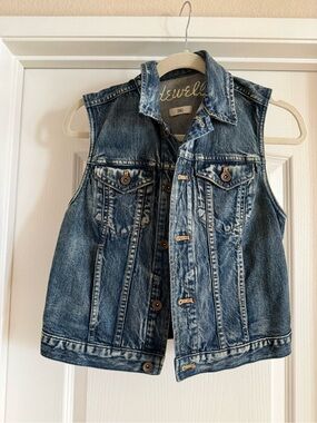 Madewell Crop Blue Denim Sleeveless Jean Vest